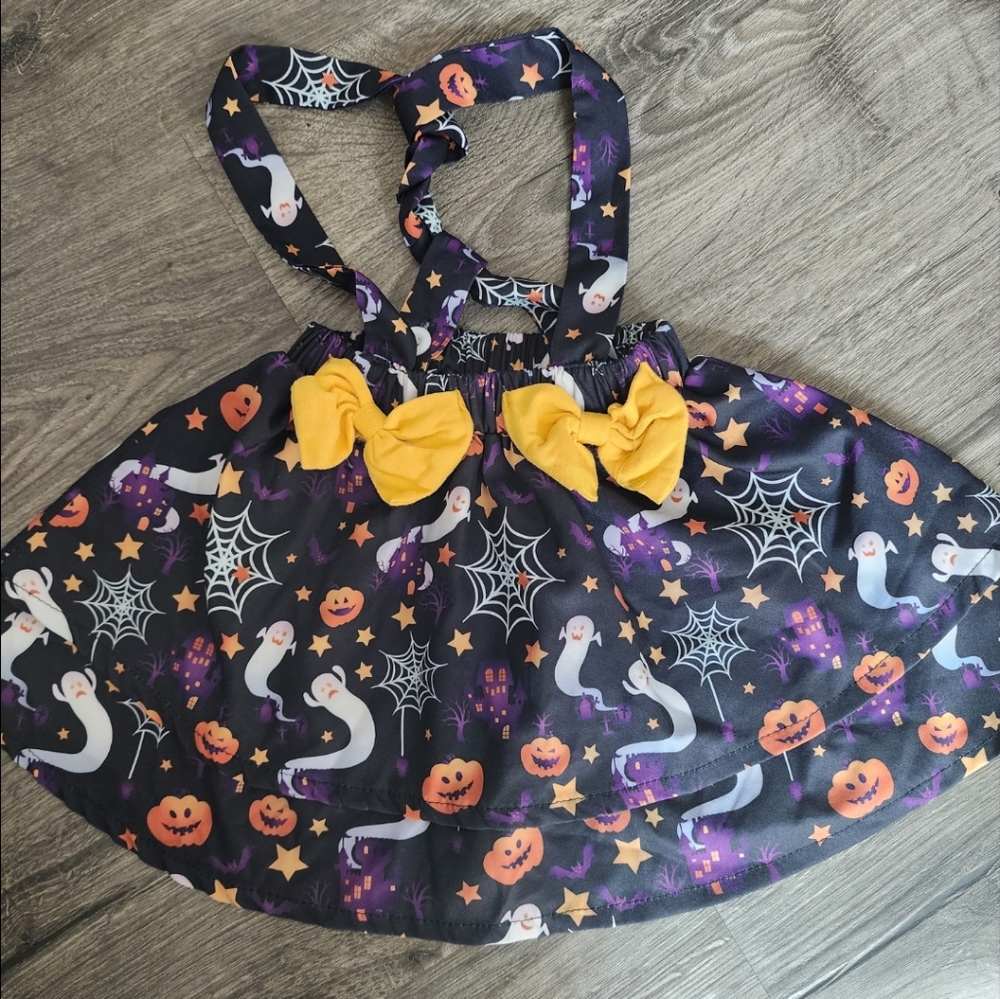 Halloween Pinafore